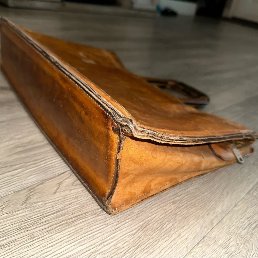 Vtg Hartmann Distressed Brown Leather Laptop Briefcase Messenger Bag
